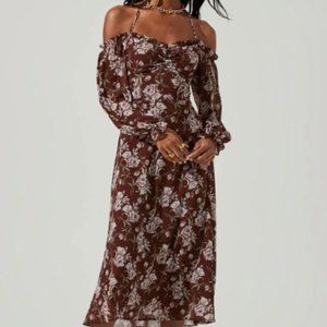 ASTR The Label OFF SHOULDER LONG SLEEVE CINCHED BUST MIDI DRESS